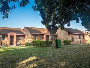 2 Bed Townhouse in Veld En Vlei