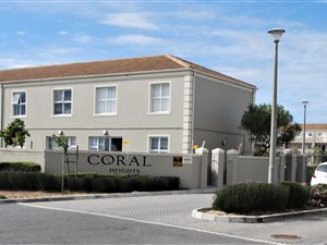 2 Bed Apartment in Melkbosstrand