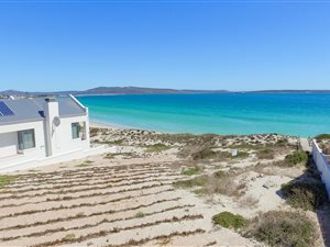 487 m² Land available in Langebaan Central