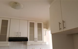 2 Bedroom Flat in Lansdowne