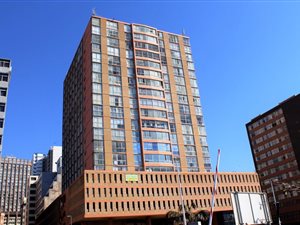 2 Bed Apartment in South Beach