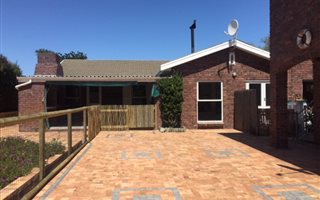 3 Bedroom House in Tableview