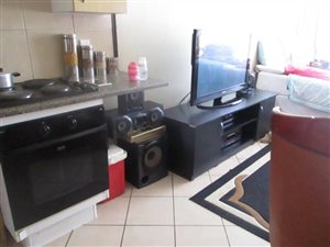 1 Bed Flat in Karen Park