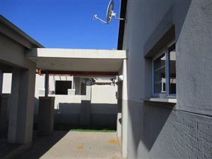 3 Bed House in Die Heuwel