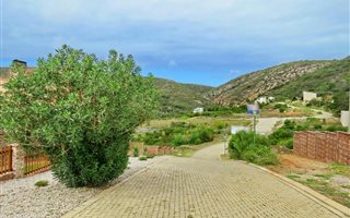 3 Bedroom House in Island View