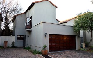 3 Bedroom House in Dainfern