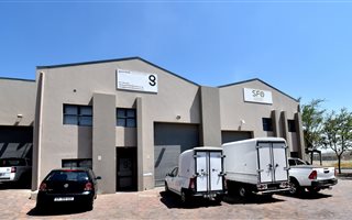 187 m² Industrial space in Durbanville