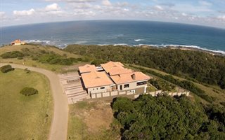 1228 m² Land available in Khamanga Bay