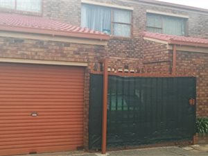 3 Bed Duplex in Vanderbijlpark CE3