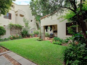 2 Bed Apartment in Melrose Estate