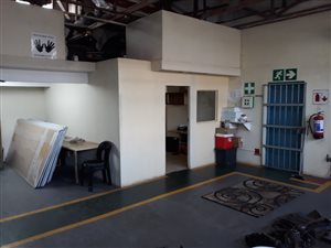 125 m² Commercial space in Richards Bay Central
