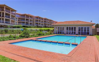 5 Bedroom Apartment in Illovo Beach