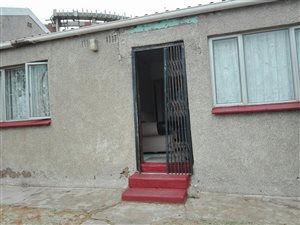 2 Bed House in Merebank East