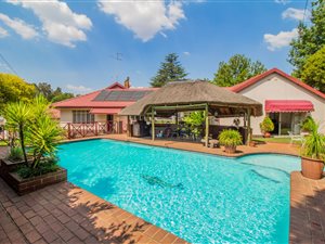 4 Bed House in Libradene