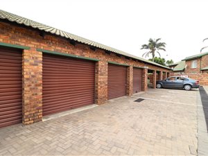 4 Bed Townhouse in Glen Marais