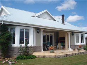 4 Bed House in Underberg