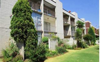 2 Bedroom Townhouse in Bedford Gardens