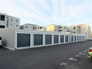 3 Bed Apartment in Parklands East