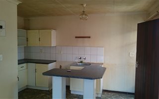 1 Bedroom House in Brakpan Central