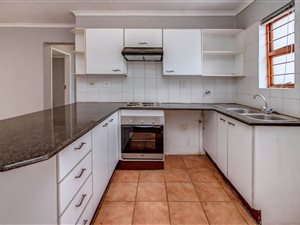 2 Bed Apartment in Fourways