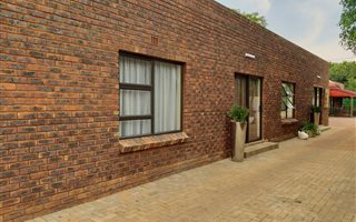 2 Bedroom Garden Cottage in Pretoria North