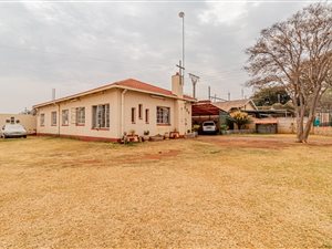 7 Bed House in Villieria