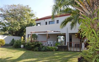 7 Bedroom House in Leisure Bay
