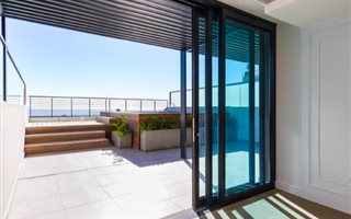 2 Bedroom Apartment in Sea Point