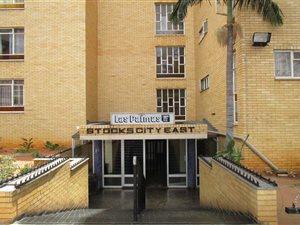 1 Bed Townhouse in Sunnyside