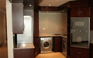 3 Bedroom Apartment in Aston Bay