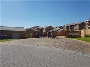 2 Bed Apartment in Chloorkop