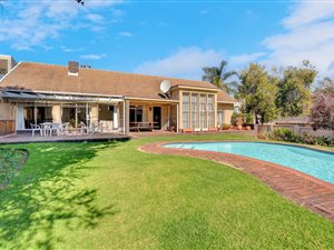 3 Bed House in Orchards
