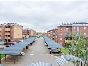 2 Bedroom Apartment in Doornpoort and surrounds