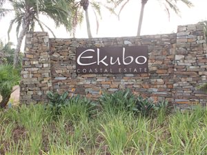1906 m² Land available in Port Edward