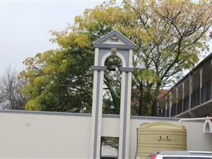 1 Bed Apartment in Dennesig