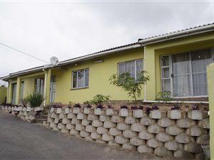 4 Bed House in Crossmoor