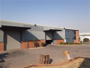 1180 m² Industrial space in Roodepoort Central