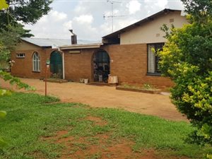 2 m² Farm in Rosashof