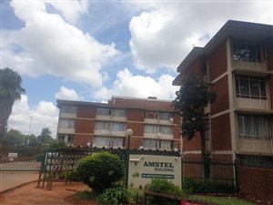3 Bed Apartment in Meyerspark
