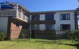 4 Bedroom House in Gonubie