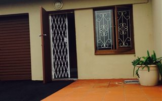 1 Bedroom Flat in Bluff