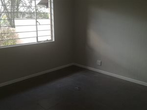 2 Bed Townhouse in Northwold Gardens
