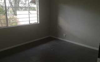 2 Bedroom Townhouse in Northwold Gardens