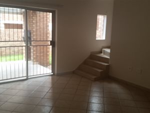 2 Bed Duplex in Hazeldean (Silverlakes Surroundings)