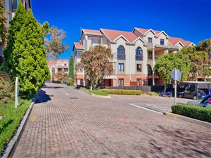 2 Bed Apartment in Epsom Downs