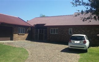 4 Bedroom House in Impala Park