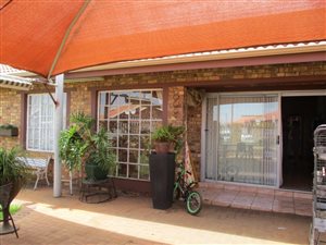 3 Bed House in Riversdale
