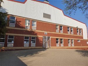 1800 m² Industrial space in Crown Mines