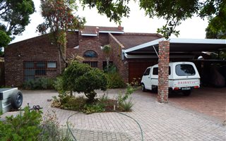 4 Bedroom House in Wavecrest