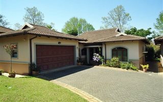 3 Bedroom Townhouse in Le Domaine